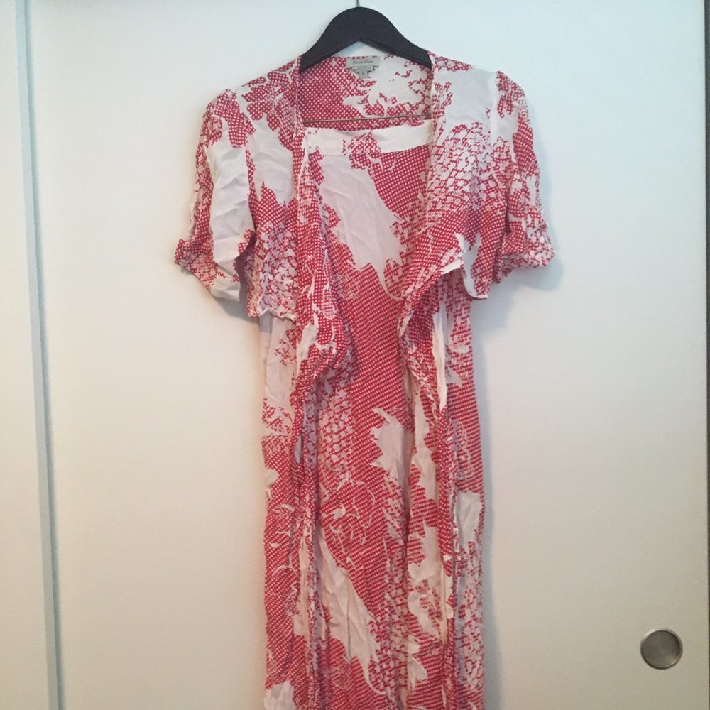 Flynn Skye 2-piece skirt and wrap